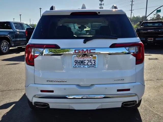 2023 GMC Acadia AWD Denali