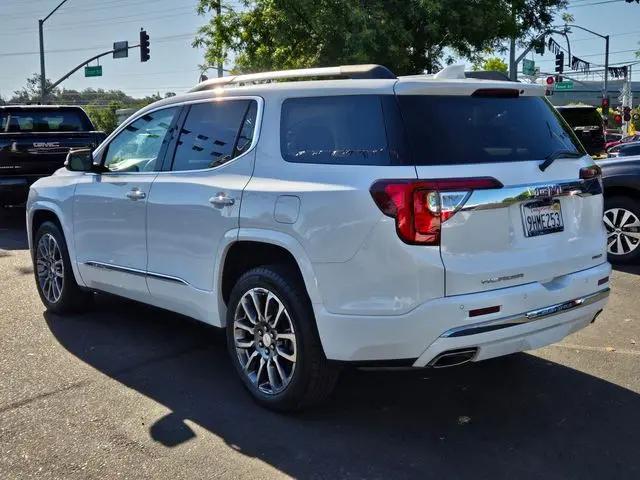 2023 GMC Acadia AWD Denali