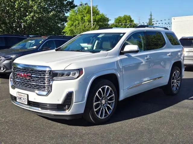2023 GMC Acadia AWD Denali