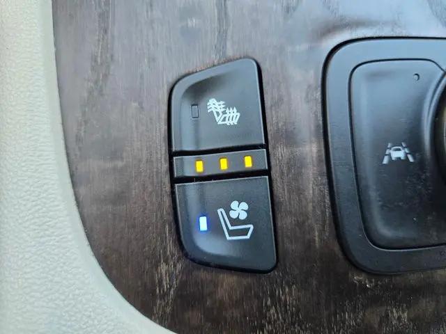 2023 GMC Acadia AWD Denali