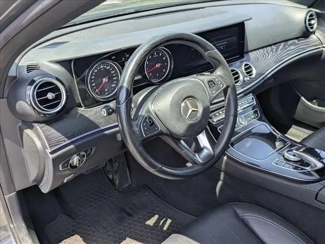 2017 Mercedes-Benz E-CLASS E 300 E 300