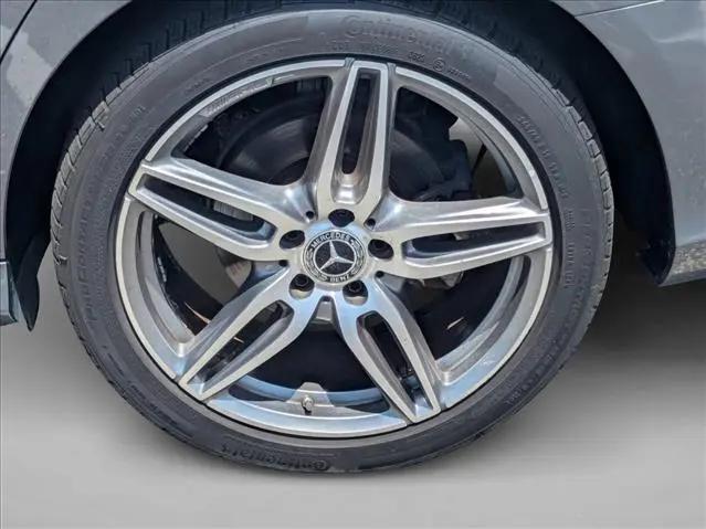 2017 Mercedes-Benz E-CLASS E 300 E 300