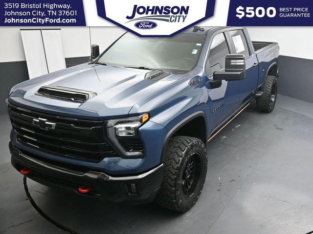 2026 Chevrolet Silverado 2500HD Crew Cab, Standard Bed, LT, 4WD