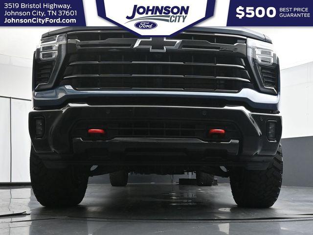 2026 Chevrolet Silverado 2500HD Crew Cab, Standard Bed, LT, 4WD