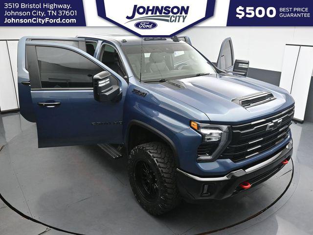 2026 Chevrolet Silverado 2500HD Crew Cab, Standard Bed, LT, 4WD