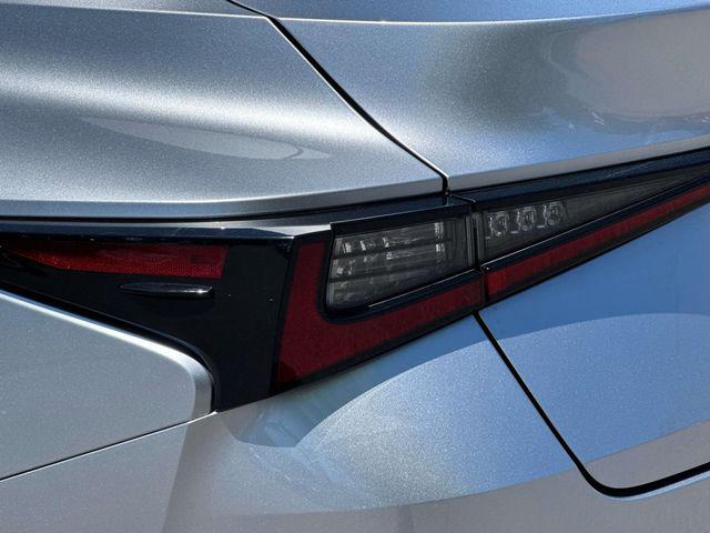 2021 Lexus IS 300 Base