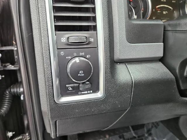 2017 Ram 1500 SLT
