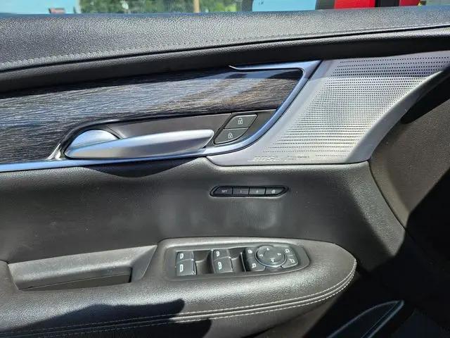 2023 Cadillac XT5 AWD Premium Luxury