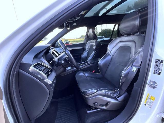 2016 Volvo XC90 T6 R-Design