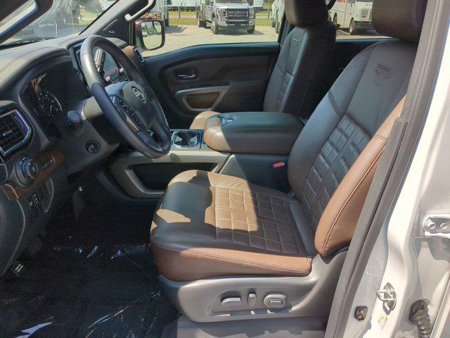 2023 Nissan Titan Crew Cab Platinum Reserve 4x4