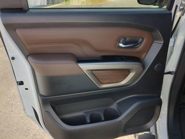 2023 Nissan Titan Crew Cab Platinum Reserve 4x4