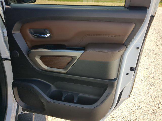 2023 Nissan Titan Crew Cab Platinum Reserve 4x4