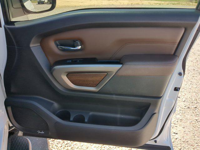 2023 Nissan Titan Crew Cab Platinum Reserve 4x4