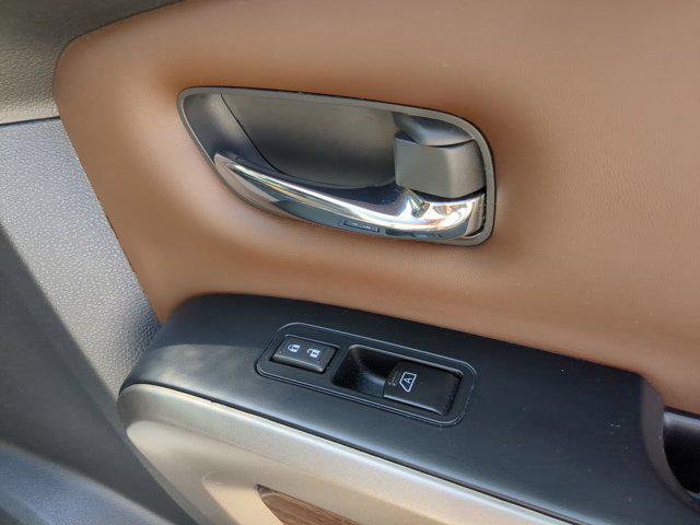 2023 Nissan Titan Crew Cab Platinum Reserve 4x4