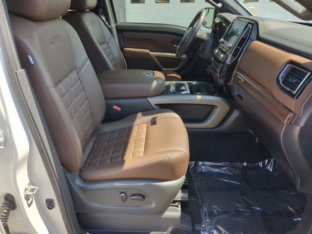 2023 Nissan Titan Crew Cab Platinum Reserve 4x4