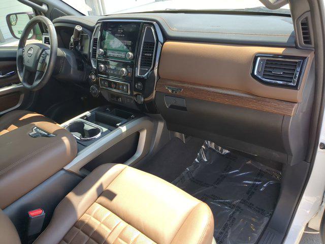 2023 Nissan Titan Crew Cab Platinum Reserve 4x4