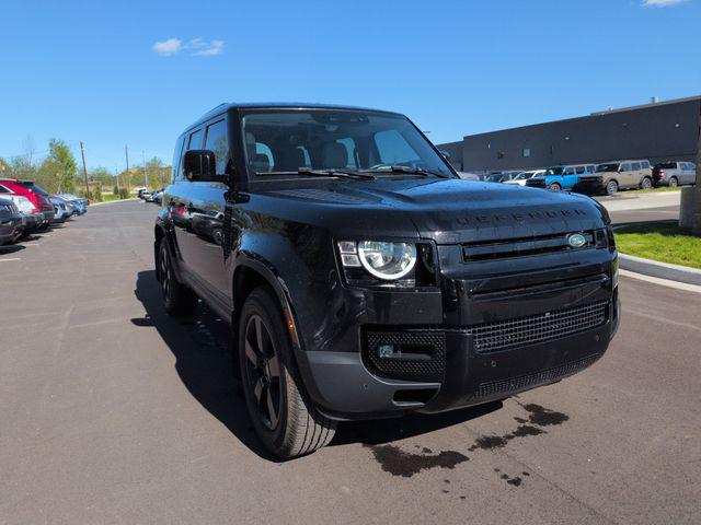 2022 Land Rover Defender 110 S