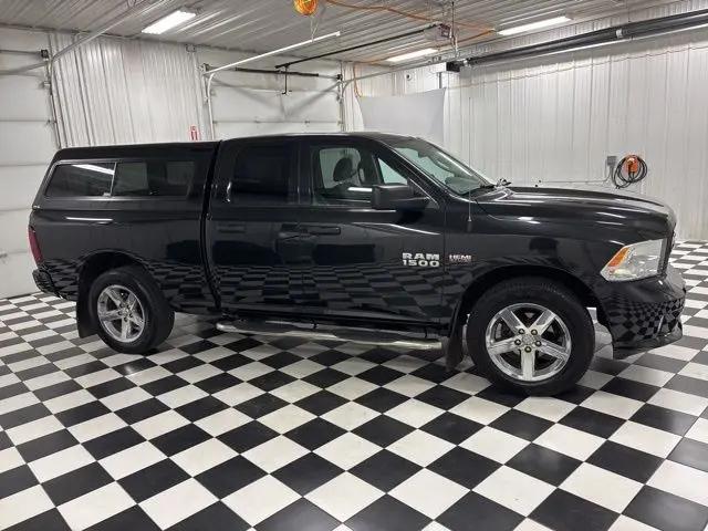 2017 Ram 1500 Express Quad Cab 4x4 6'4" Box