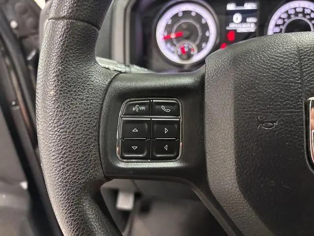 2017 Ram 1500 Express Quad Cab 4x4 6'4" Box