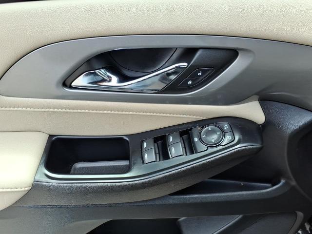 2023 Chevrolet Traverse FWD LS