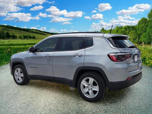 2022 Jeep Compass Latitude FWD
