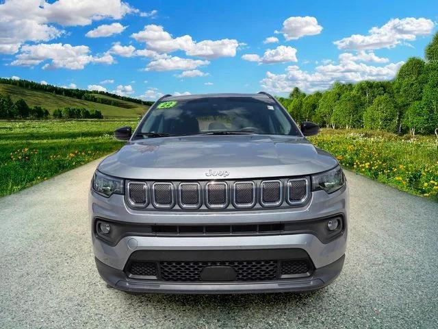 2022 Jeep Compass Latitude FWD