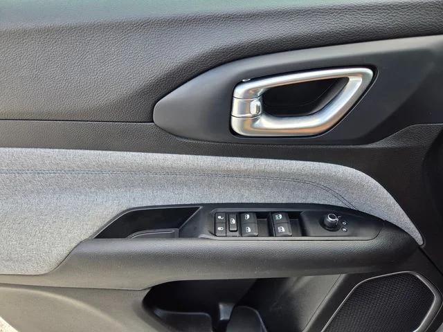 2022 Jeep Compass Latitude FWD