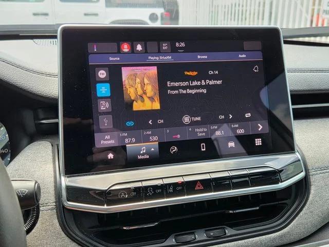 2022 Jeep Compass Latitude FWD