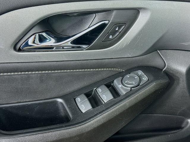2024 Chevrolet Traverse AWD LT Leather