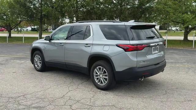 2023 Chevrolet Traverse AWD LT Cloth