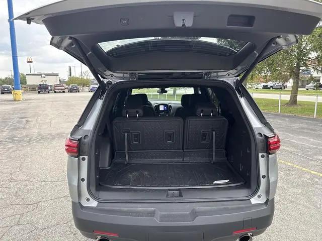 2023 Chevrolet Traverse AWD LT Cloth