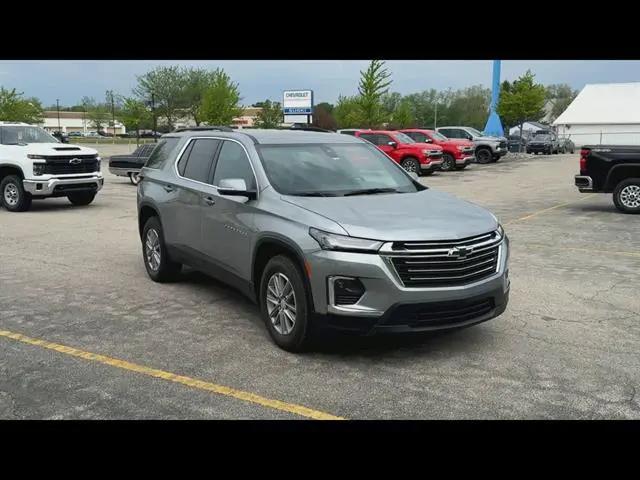 2023 Chevrolet Traverse AWD LT Cloth