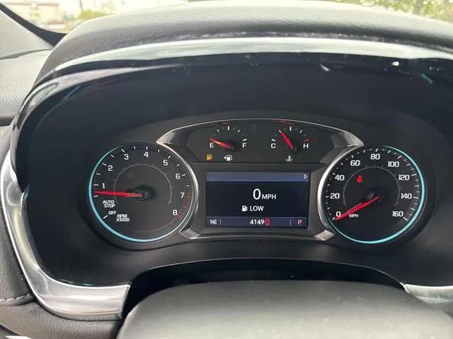 2023 Chevrolet Traverse AWD LT Cloth