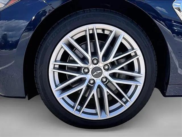 2020 Genesis G70 2.0T RWD