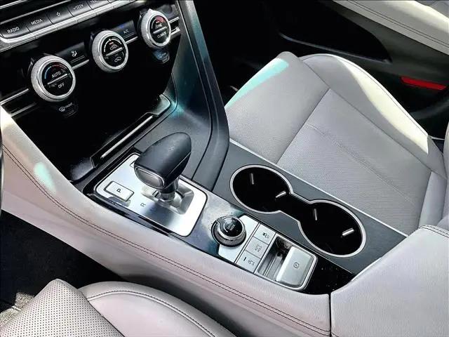 2020 Genesis G70 2.0T RWD
