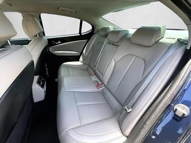 2020 Genesis G70 2.0T RWD