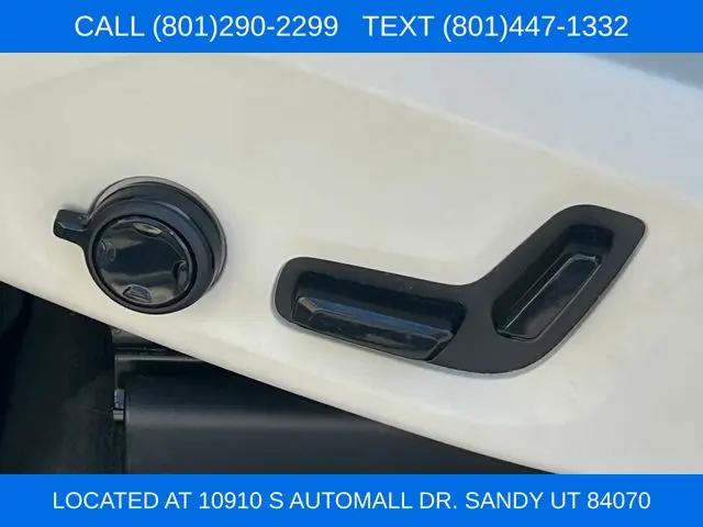 2020 Volvo XC90 Hybrid T8 Inscription 7 Passenger