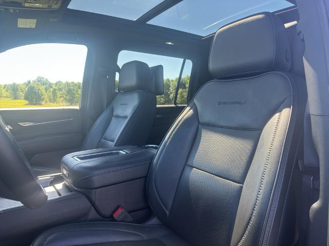 2023 GMC Yukon XL 4WD Denali
