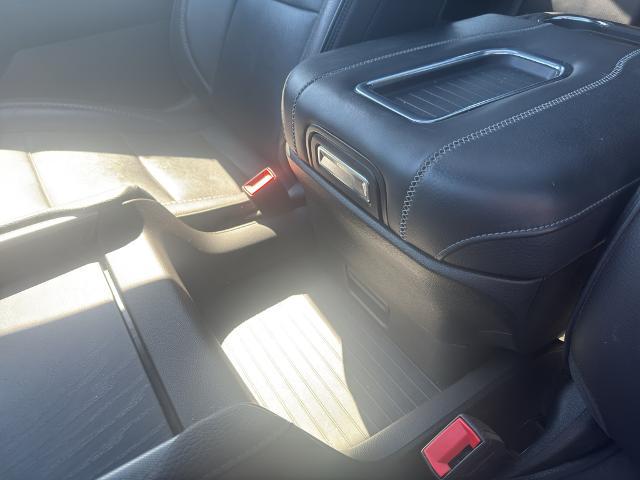 2023 GMC Yukon XL 4WD Denali