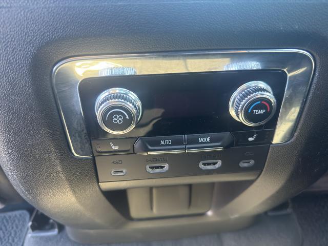 2023 GMC Yukon XL 4WD Denali