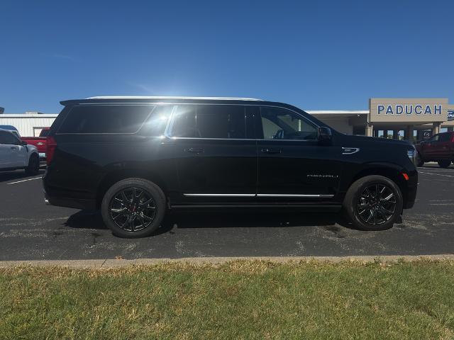 2023 GMC Yukon XL 4WD Denali