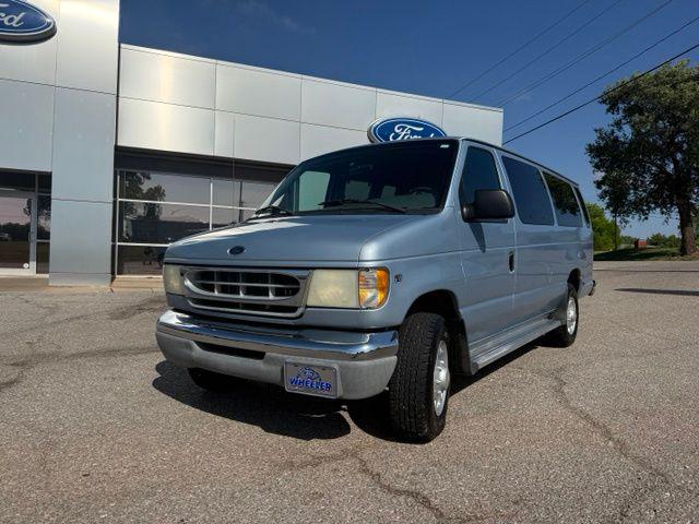 2000 Ford E-350 Super Duty XL for sale in Cordell, OK