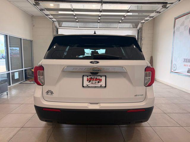 2021 Ford Explorer Base