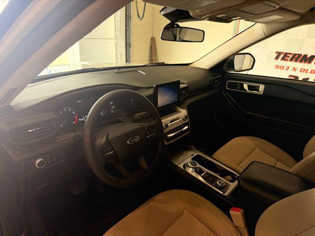 2021 Ford Explorer Base