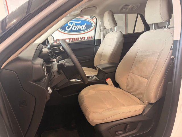 2021 Ford Explorer Base
