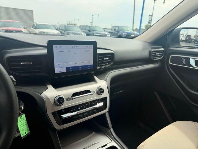 2021 Ford Explorer Base