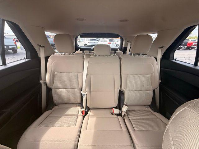 2021 Ford Explorer Base