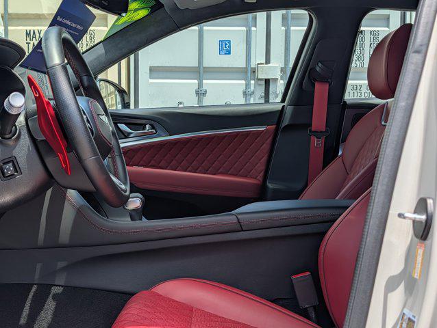 2025 Genesis G70 3.3T AWD Sport Advanced
