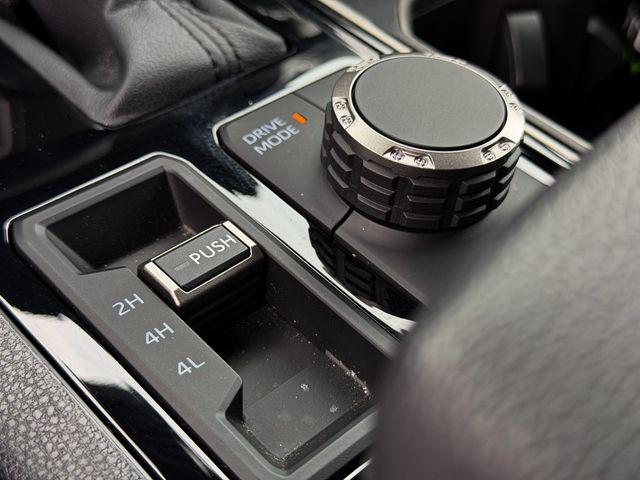 2026 Toyota Tundra SR5 Double Cab 8.1' Bed
