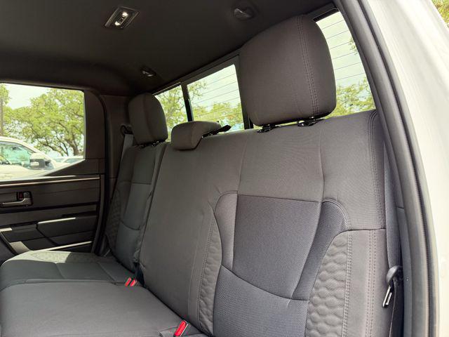 2026 Toyota Tundra SR5 Double Cab 8.1' Bed